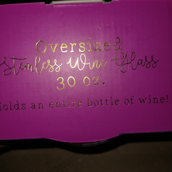 Francesca's oversized stemless Wine Glass 30 oz. - Picture 6 of 11